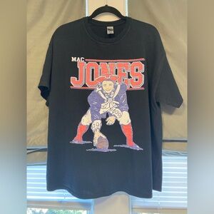 Gildan- Men’s Black Mac Jones Graphic Short Sleeve T-Shirt, Size Large